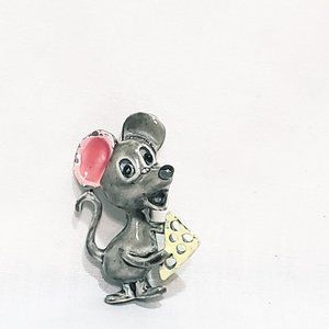 Mouse With Cheese Wedge Gerrys Enamel Animal Lapel Pin Brooch 1" Signed Gray